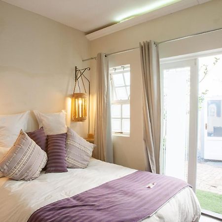 Bedrock Family 4 Sleeper En-Suite Studio Cidade Do Cabo Exterior foto